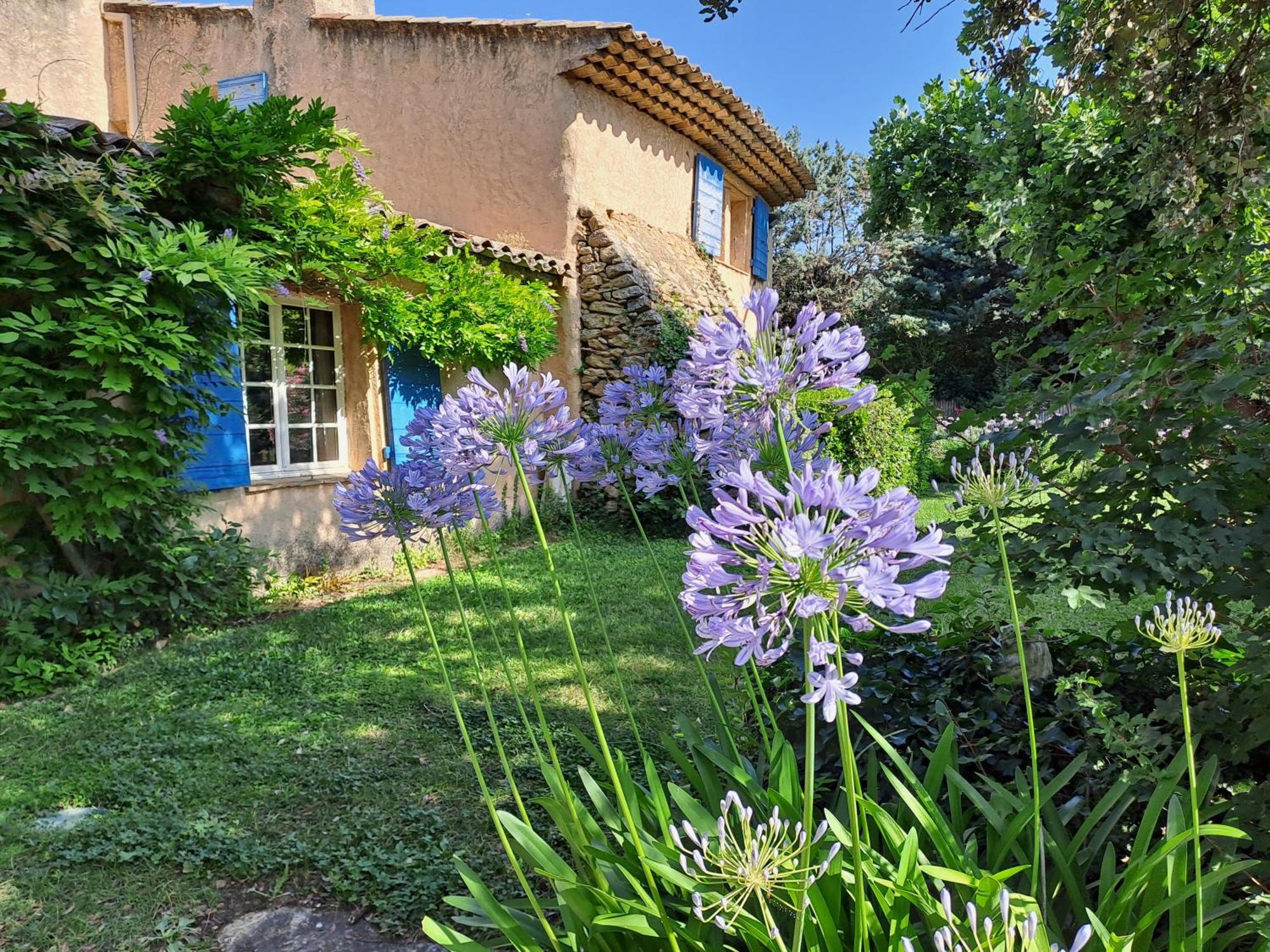 La Ferme Bed and Breakfast Saint-Marc-Jaumegarde Exteriör bild
