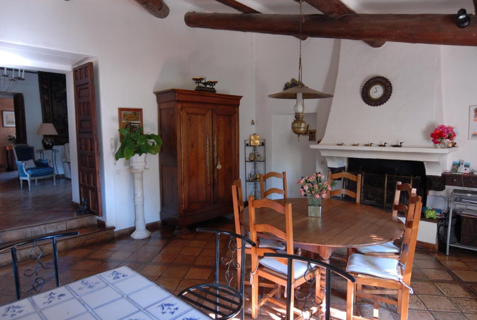 La Ferme Bed and Breakfast Saint-Marc-Jaumegarde Exteriör bild